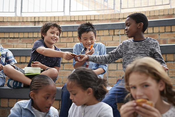 students sharing lunch together